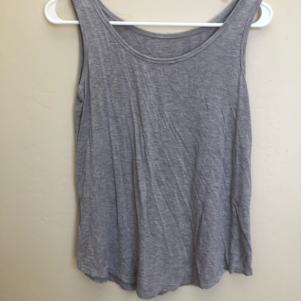 Gray tank